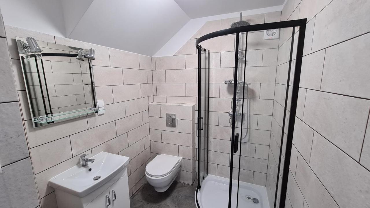 Urocze Apartamenty Na Wsi Goledzinow 外观 照片