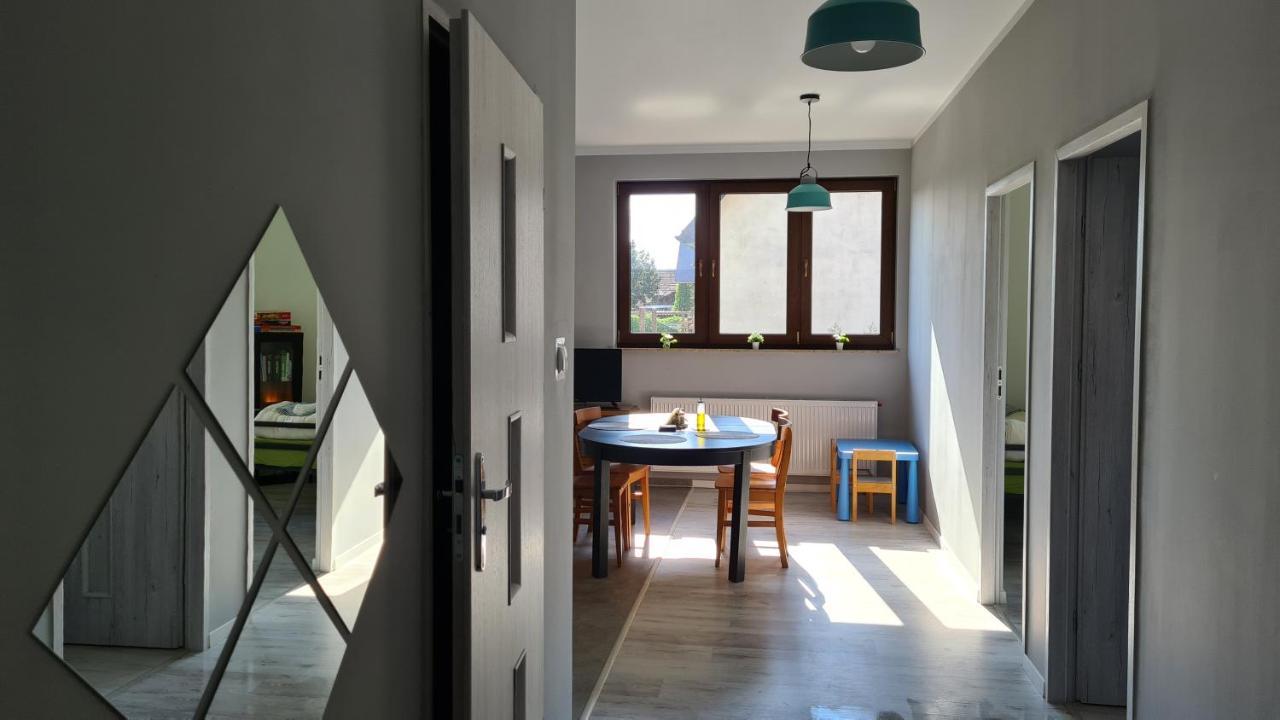 Urocze Apartamenty Na Wsi Goledzinow 外观 照片