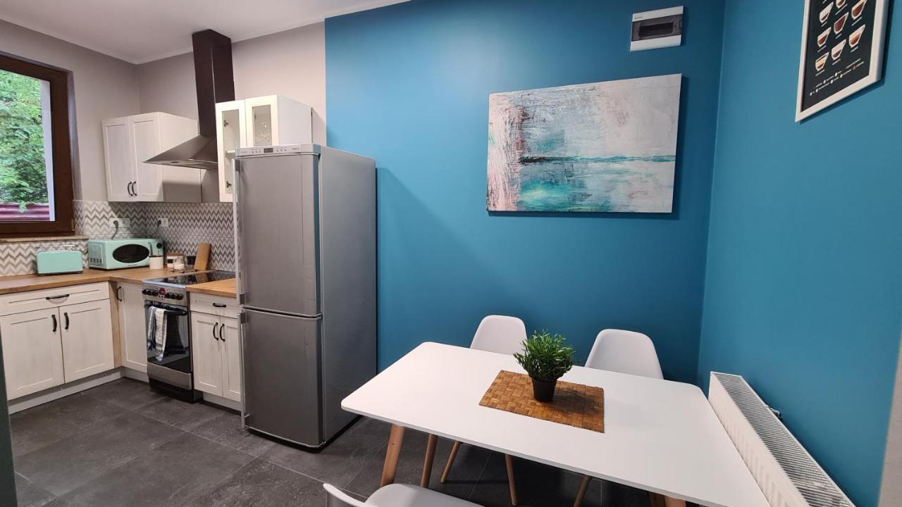 Urocze Apartamenty Na Wsi Goledzinow 外观 照片